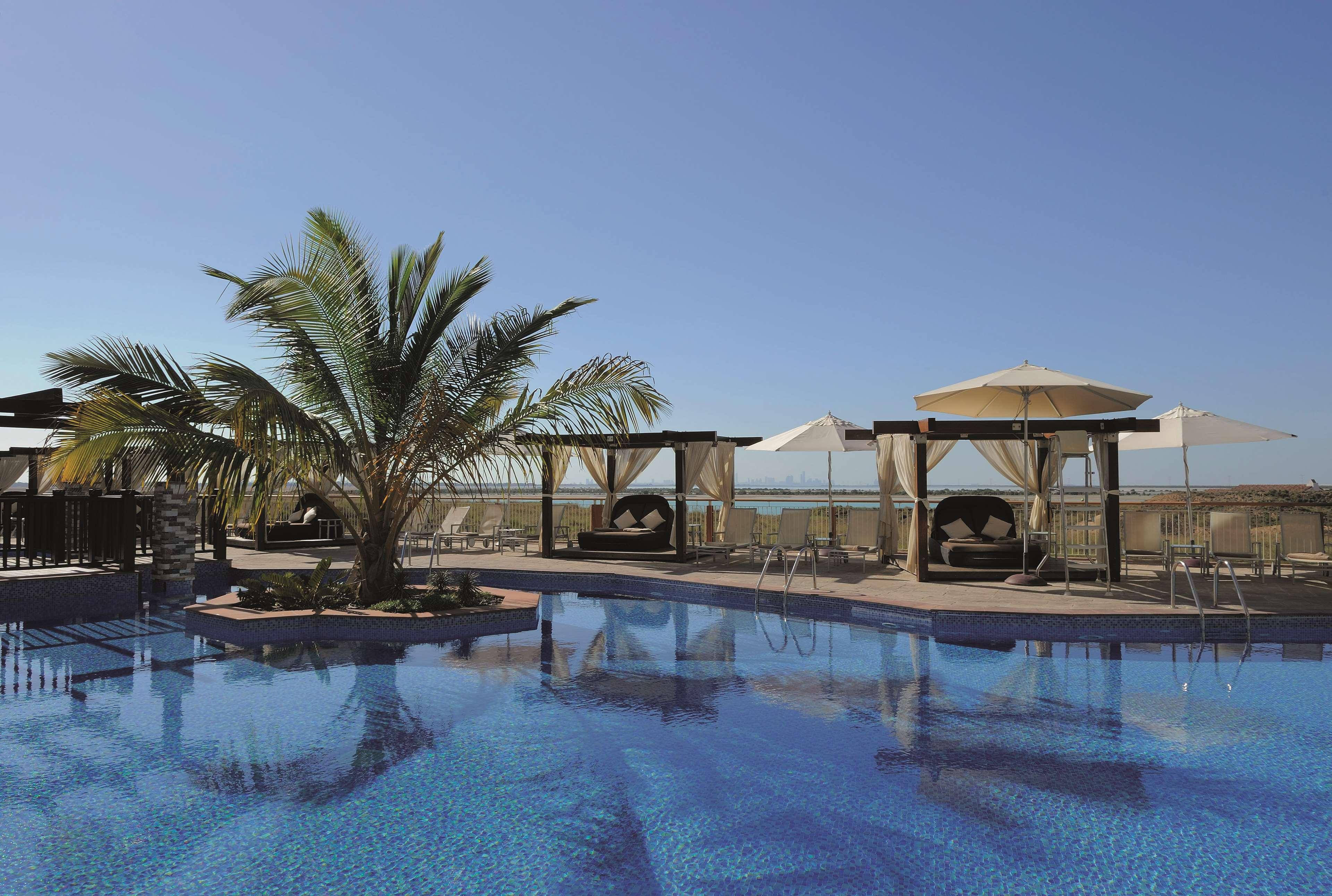Radisson Blu Hotel, Abu Dhabi Yas Island Esterno foto